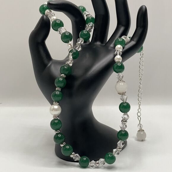 Artisan Handcrafted Emerald Green Gemstone Pearl Glass Beaded Necklace Amazing - Picture 1 of 10
